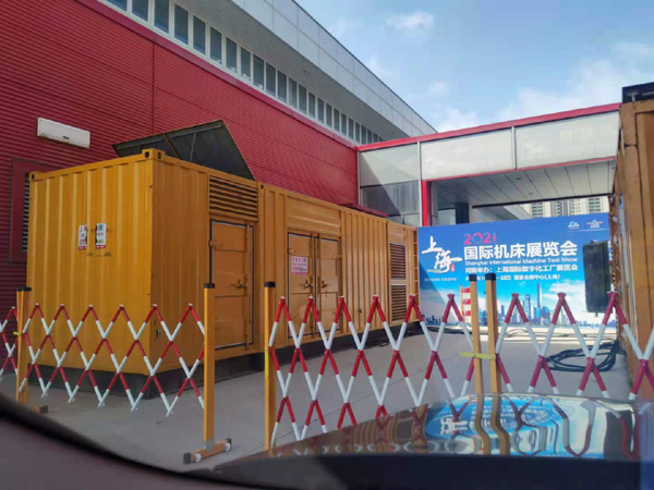 阜康发电车出租-发电机无电压或电压太低怎么办？