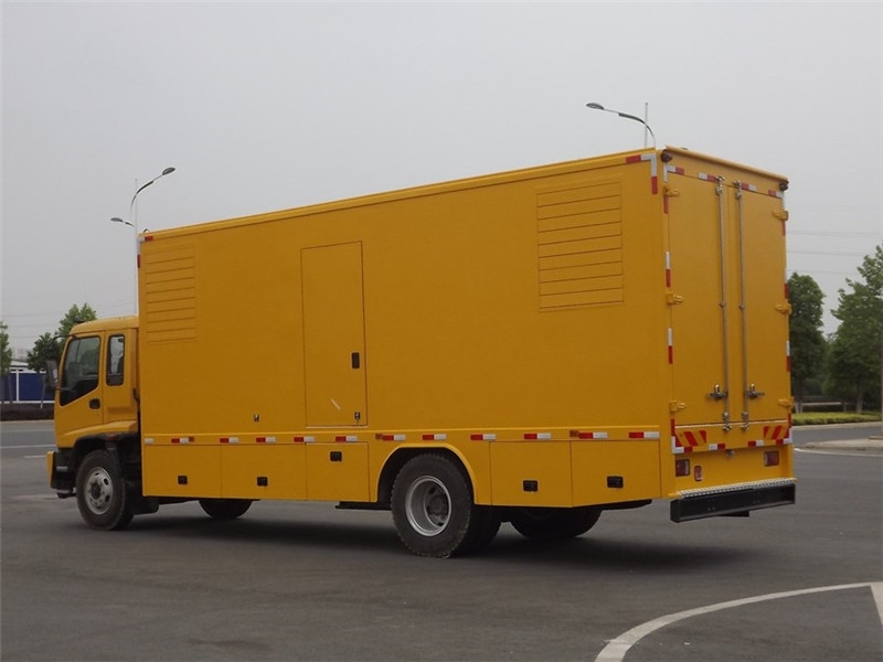 阜康发电车租赁-柴油发电机组的清污方法怎么选用才正确