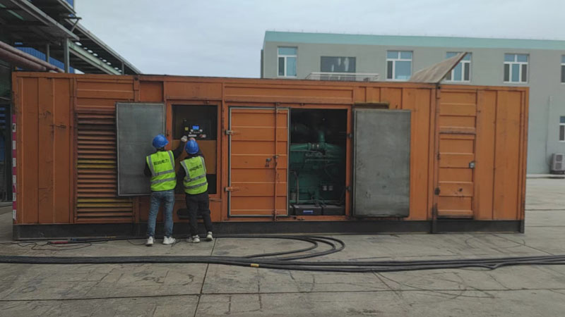 阜康如何检查柴油发电机组的机油油位？